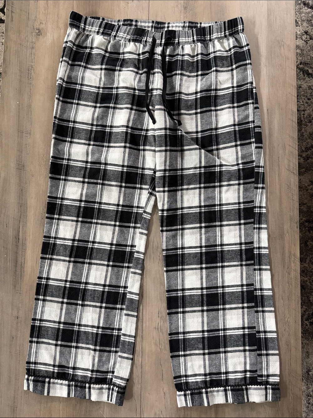 Women’s Free Press XL Black & White Plaid Lounge Sleep Pants Holiday Fleece